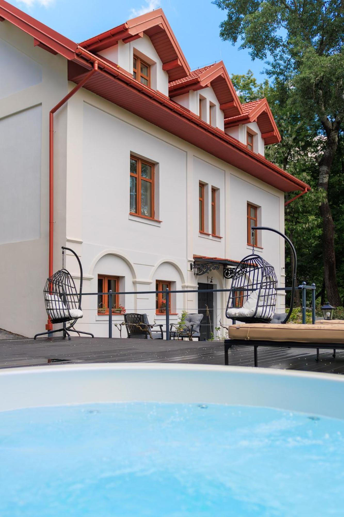 Dwór Prezydencki Boutique Hotel&SPA Zgłobice Zewnętrze zdjęcie