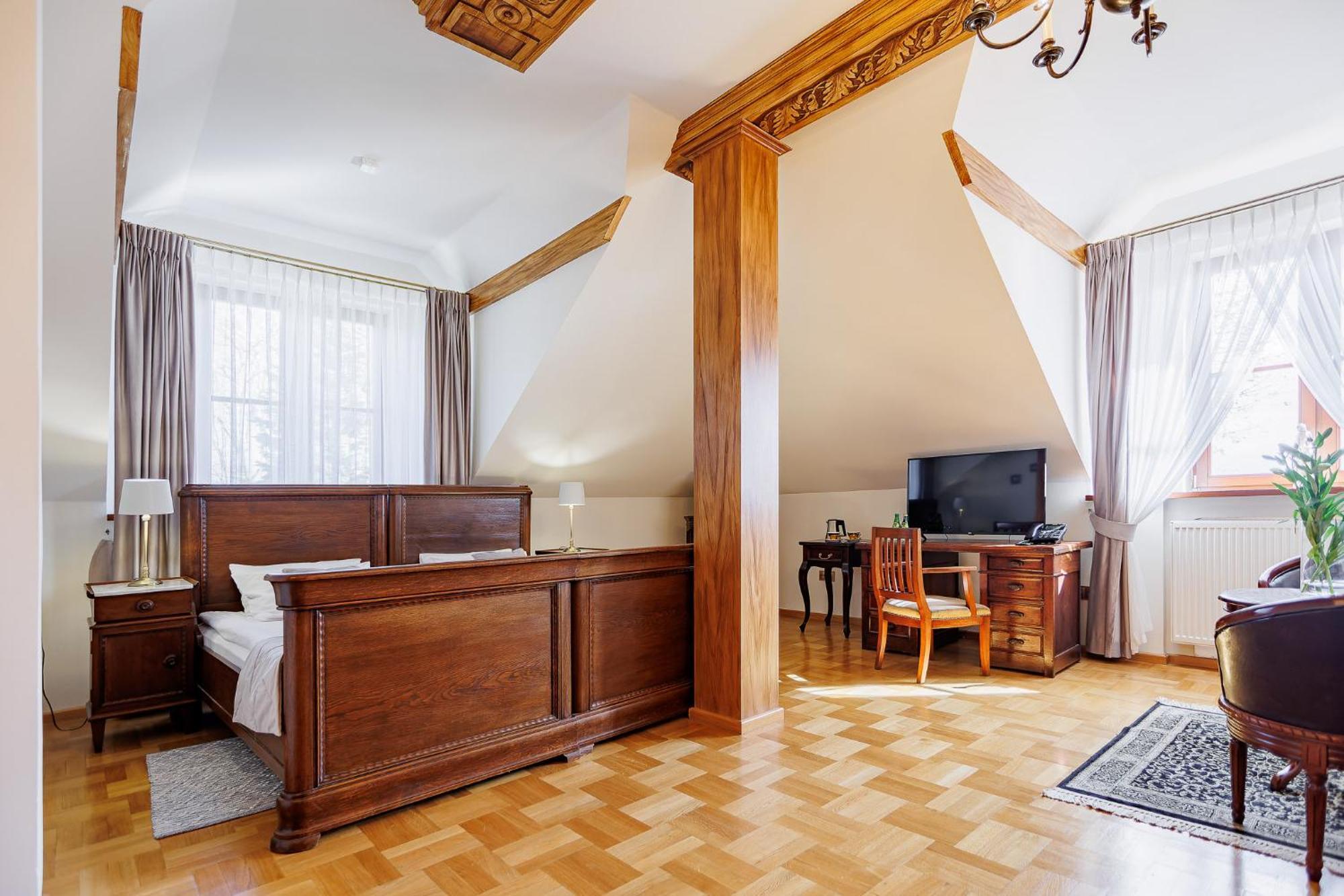 Dwór Prezydencki Boutique Hotel&SPA Zgłobice Zewnętrze zdjęcie