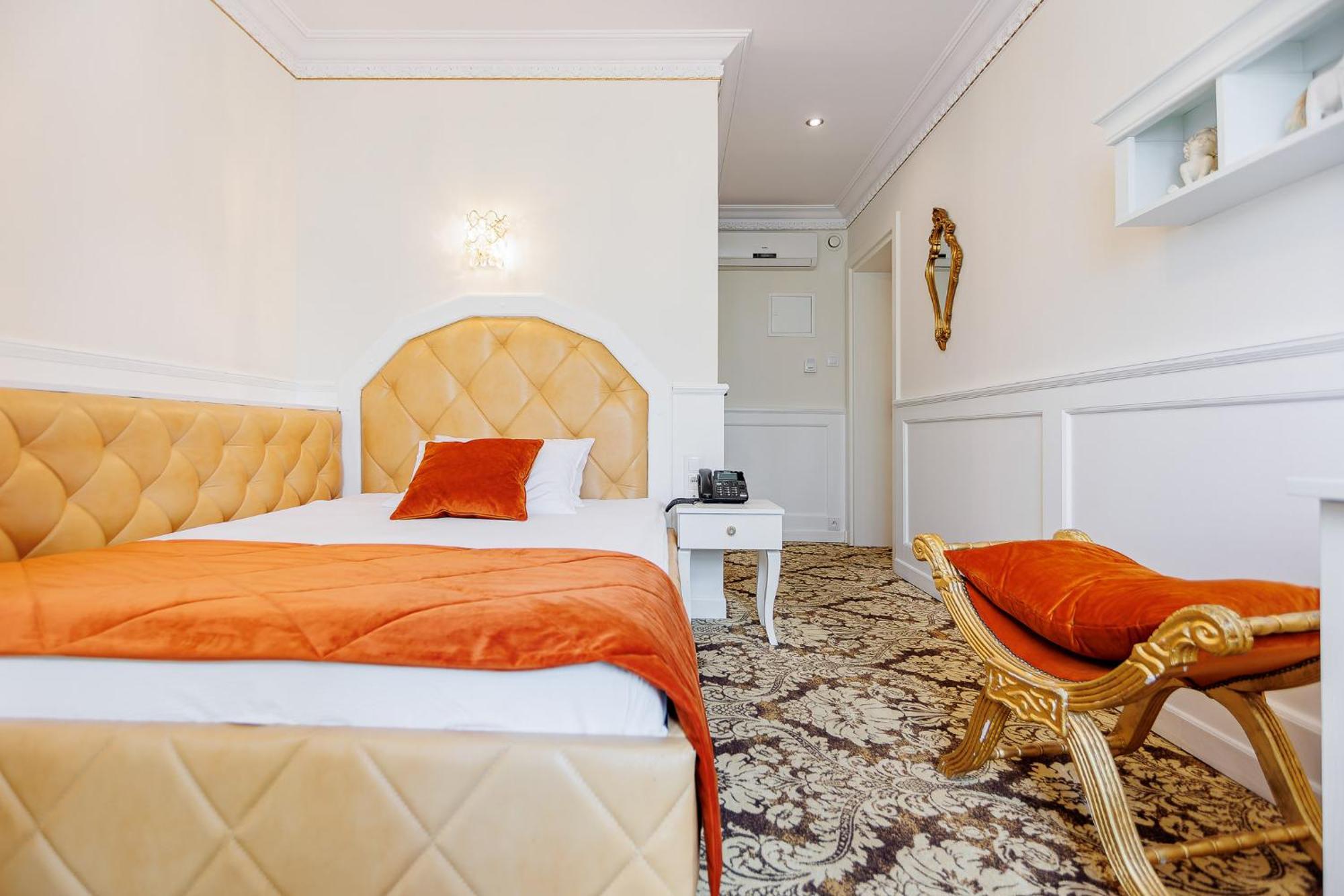 Dwór Prezydencki Boutique Hotel&SPA Zgłobice Zewnętrze zdjęcie